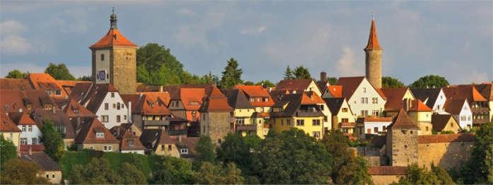 Day 5 Rothenburg and the Romantic Road Thu, Sept 20th Medieval Walled Town of Rothenburg The Romantic Road to Munich The morning is for wonderful Rothenburg, the
