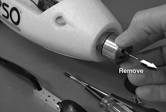 To remove the motor, fi rst remove the spinner screws with a Phillips screwdriver, then remove the folding propeller bracket with a 1.