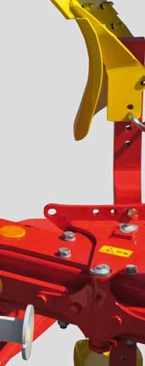 SERVO PLUS adjustment system with lever control and pivot point located away from the plough beam Smooth