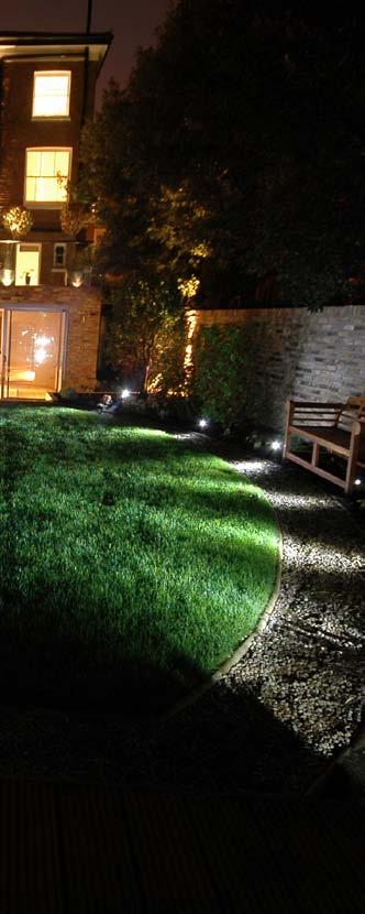 It has a 270 rotational neck which holds a 3 Watt LED, to light up any garden. This product has an integral power supply.