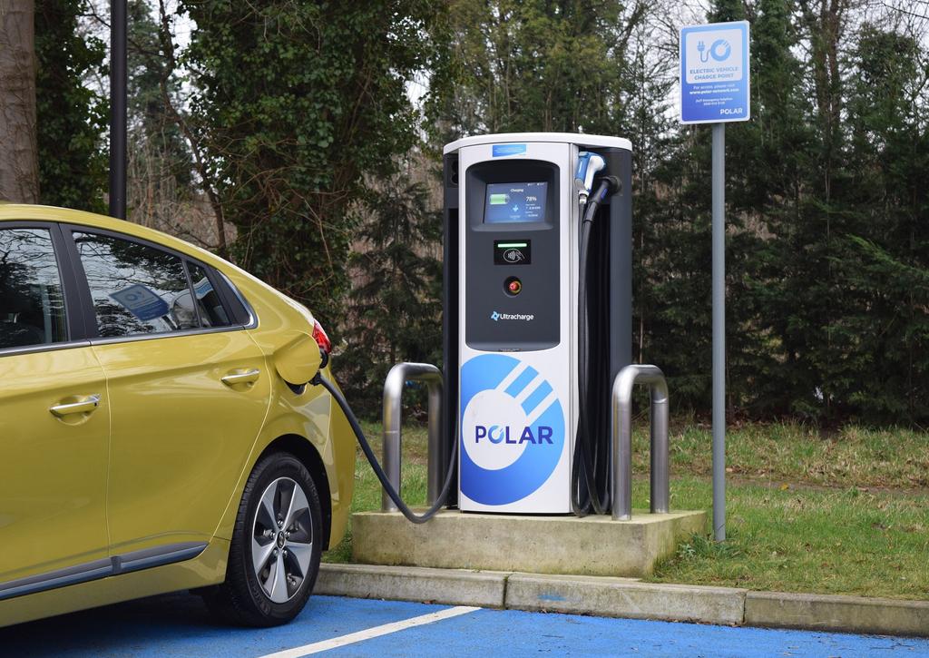 Chargemaster is the UK s leading provider of electric vehicle (EV) charging infrastructure and through private investment, businesses are being offered an EV charge point free of charge, including
