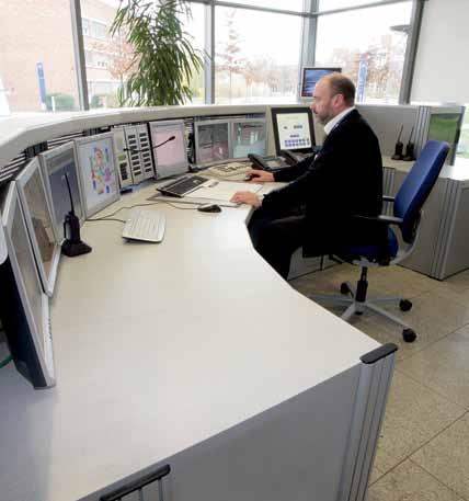 Knürr Dacobas Applications Capabilities 2 Knürr Dacobas Control Consoles Strong points 5 Control Desks 6 Side Panels 10 Corners 11 19 Pedestal 12 19 Frame 13 Cabling system 14 Functional Rails 15