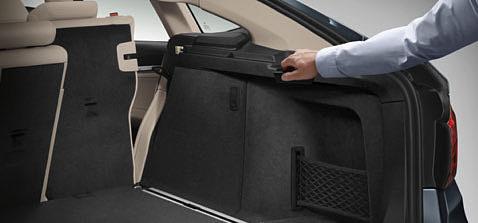 Thanks to the Smart Opener and Smart Close functions, the tailgate can also be opened and closed by merely