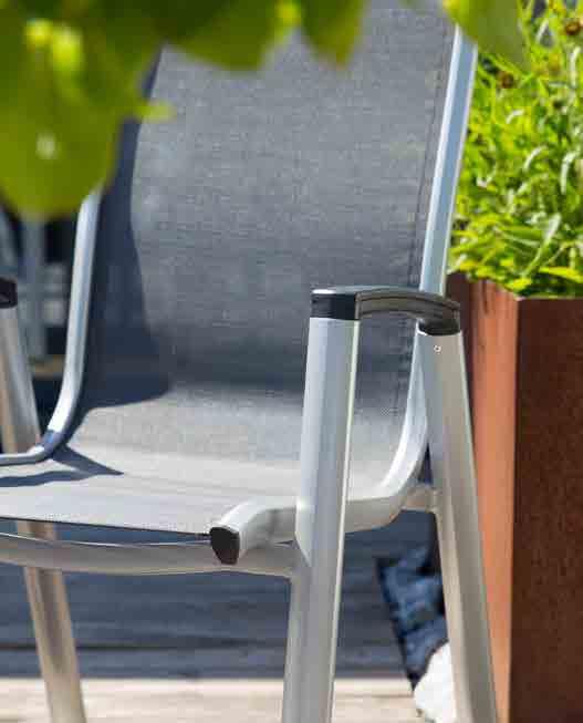 ALU/OUTDOOR FABRIC ALU/OUTDOOR FABRIC Aluminium a superior metal! Lightweight, robust, pliable, elegant aluminium has too many great characteristics to list them all.