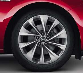 5 SRi models 18-inch five twin-spoke alloy wheels with 225/40 R 18 tyres*.