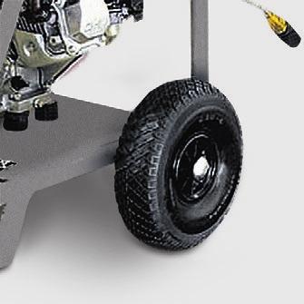 3 4 Outstanding mobility Pneumatic tyres for easy manoeuvrability.