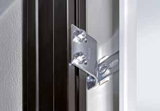 bottom edge, also provide for good door sealing. The side seal optimally fills the door gap with a large-sized profile lip.