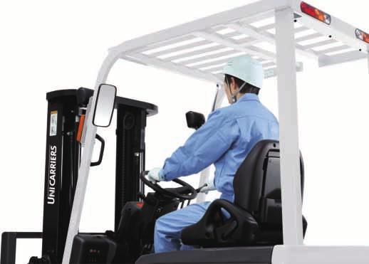 The most compact truck body in its class The compact truck body, with a minimum turning radius as short as 1800 mm, delivers substantially improved work efficiency in the narrow aisles of a warehouse.