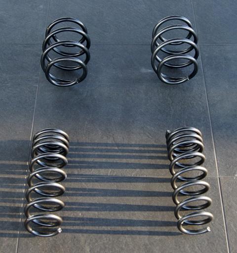 Suspension / Brake system Lowering springs E63 M6 homologationcertificate: not available Additional costs after fitting: electronical axle alignment 120,00 OrderNo.