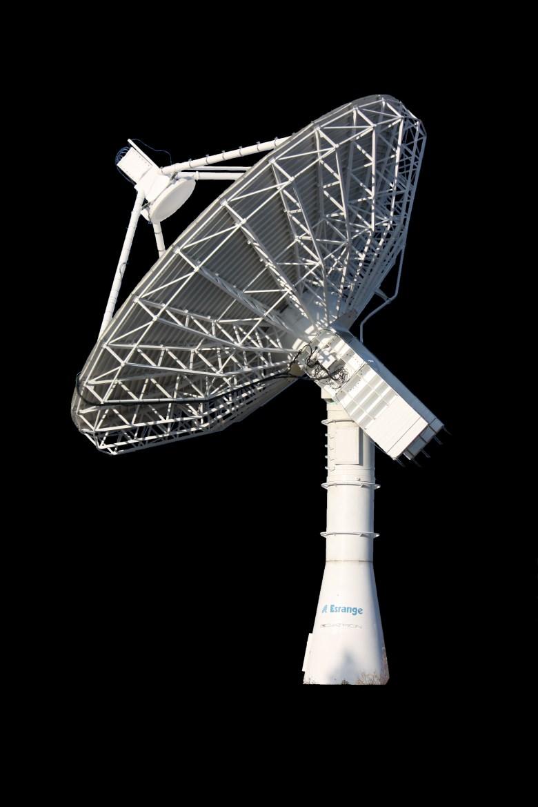 C O M M U N I C A T I O N SSC ground antenna PEREGRINE SERVES AS THE PRIMARY COMMUNICATIONS NODE relaying data between the payload customer and their payloads on the Moon.