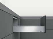 (Inner drawers to 1200mm) SERVO-DRIVE with BLUMOTION