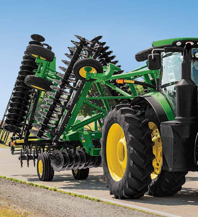 Synchronised Power The 8R/8RT Tractors feature the new e23 PowerShift Transmission with Efficiency Manager which pairs the benefit of a mechanical transmission with the ease of an IVT.