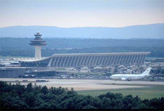 Airport 22 Million Passengers in 2004, Projected to 55 Million by