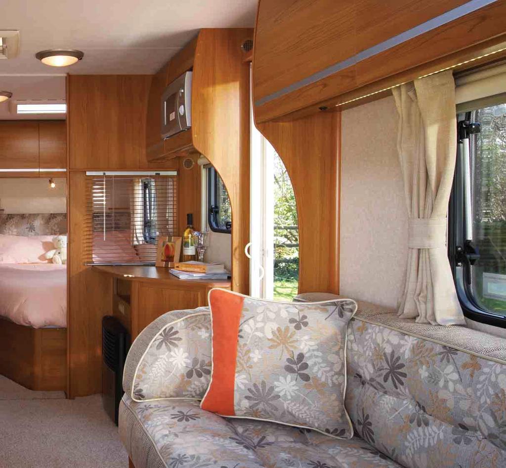 Pageant Limousin in optional Savoy upholstery Pageant Series 7 Specification includes: NEW 7 6 wide body shell NEW AL-KO ATC Trailer Control System AL-KO AKS 3004 Stabiliser AL-KO chassis mounted