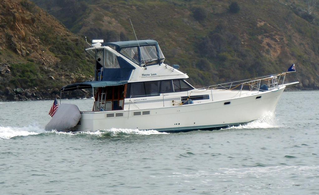 1990 Bayliner 3888 Motoryacht Specifications Builder/Designer Year: 1990 Construction: Fiberglass Engines / Speed Dimensions Nominal Length: Length Overall: Beam: Max Draft: 38 ft 38.17 ft 13.42 ft 3.