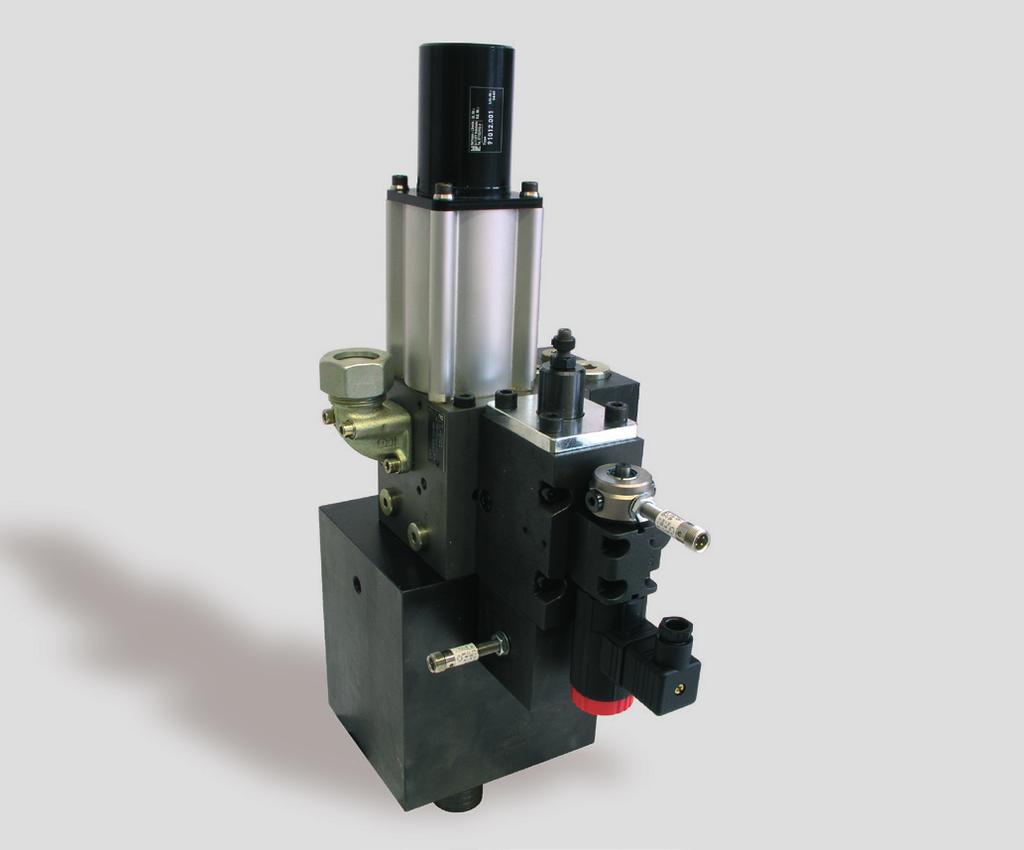 Hydraulic Ram Control Unit HSE NG 0 Design and Function Common features of VTHL ram control units: modular design robust valve elements high dynamics simple control structure The integration of all