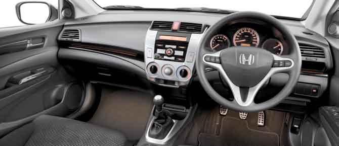 Enhancement pack Audio and Electronics Take a step up Switching to smart technologies The Enhancement Pack presents a selection of Honda Genuine Accessories to enhance the