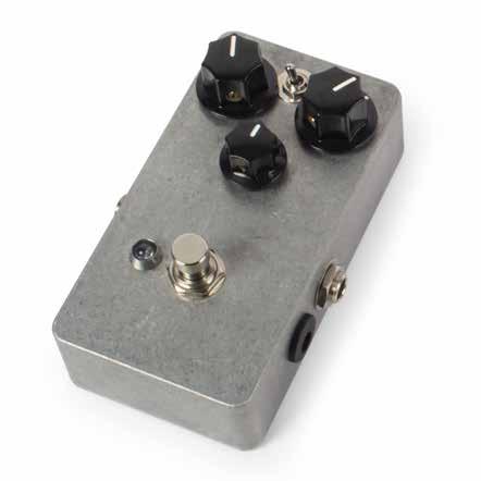 Sheet #i-2206 Updated 5/18 StewMac White Light CLASSIC PEDAL KIT Kit case is unpainted IN COLLABORATION WITH EarthQuakerDevices Assembly Instructions The White Light Overdrive is based on vintage