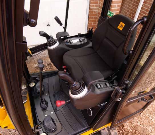 8018 COMPACT EXCAVATOR New dig-end geometry provides extra reach,