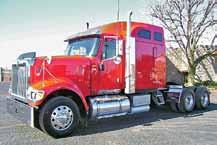 5 LP Tires, All Aluminum Wheels, 509,000 Miles. (8C637335-ABL-2) 2005 Freightliner CL120 Columbia Day Cab, Detroit Diesel DDC 14.