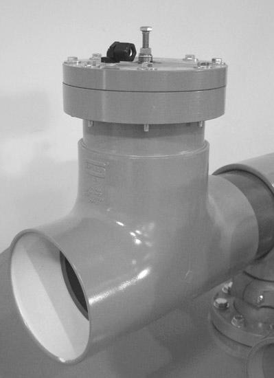 13 INSTALL RATE OF FLOW/PRIORITY VALVES 4 VALVE FOLLOWING THE SAME PROCEDURE FOR INSTALLING THE 4 BACKWASH SIGHT GLASS VALVE, INSTALL THE PRIORITY OR RATE OF FLOW VALVE TO THE EFFLUENT MANIFOLD.