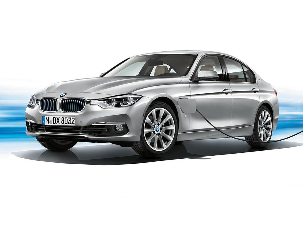 40 41 Equipment THE NEW BMW 3 SERIES SALOON PLUG-IN HYBRID.