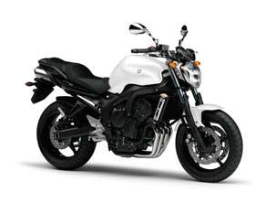 high-speed roadholding Great-sounding under-seat exhaust system with catalyser FZ6 S2 features flat handlebars offering riding position with serious attitude FZ6