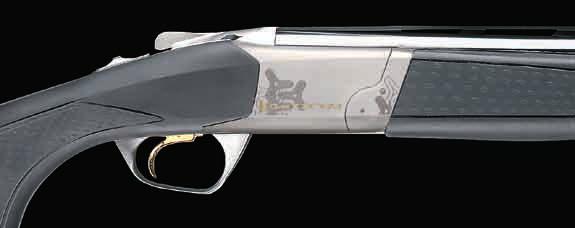 The best-selling B525 followed, successfully bearing the flag of Browning shotgun superiority and further solidif y- ing Browning s place as the pre-eminent over and under shotgun company.