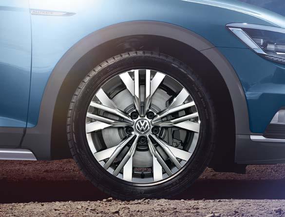 See Technical specification on pages 3034 for full information. 01 Aragon 6½J x 16" alloy wheels with 215/60 R16 tyres and anti-theft wheel bolts.