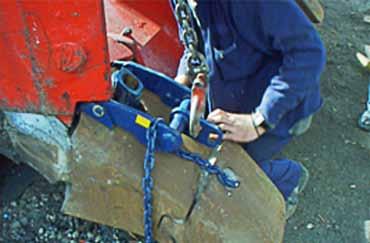 maintenance staff to carry out the safe and efficient handling of dragline, excavator and