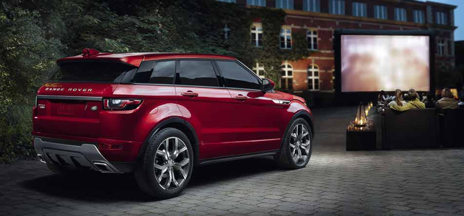 EXTERIOR At a glance, it s what s outside that defines your Range Rover Evoque.