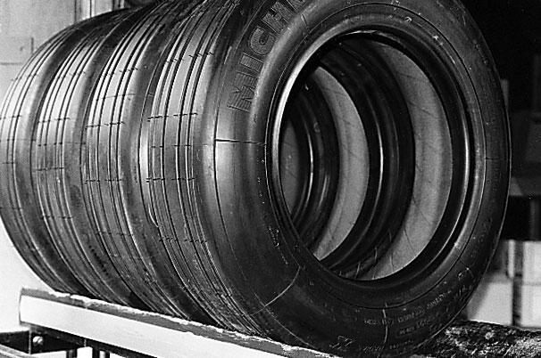 Horizontal stacking of tires is not recommended. If tires are stacked horizontally, they may become distorted, resulting in mounting problems. This is particularly true of tubeless tires.