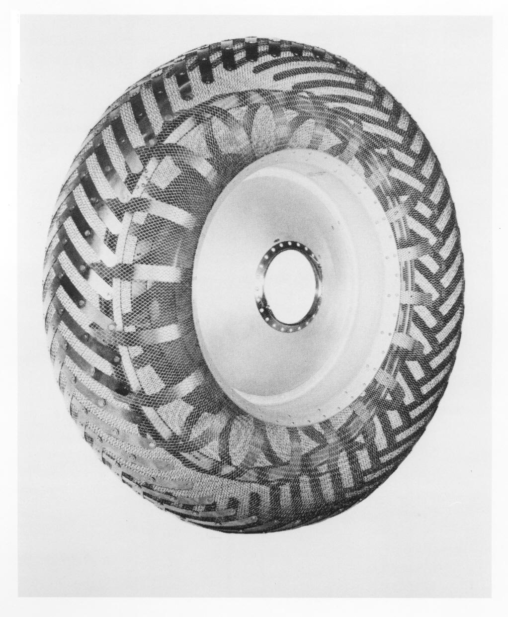 -Wire-mesh wheels for the Lunar Roving Vehicle for NASA s Apollo missions, developed by the Boeing- General Motors team, are woven with steel wire and girded with titanium chevrons.