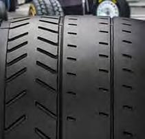 by a number. The letter identify the type of tread: dry (D) or wet (W).