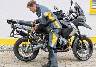 MADE IN THE EU (GERMANY) Tuning the damping: With the special Touratech setup for a rider s weight including luggage of up to 100 kg, Touratech