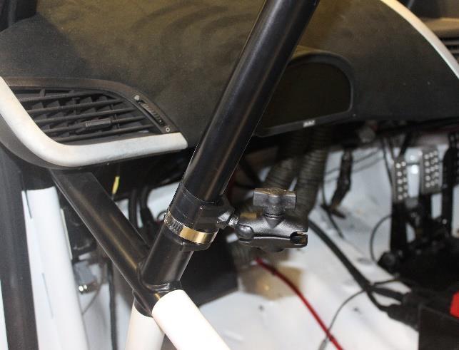 An alternative mounting method for the RallySafe unit is on the roll cage forward leg on the co-driver's side, on a right angle roll cage