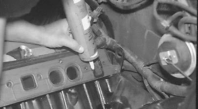 . With Edelbrock manifolds, you must use RTV High Temp silicone sealer instead of end seal gaskets. Apply a 1/4" thick ribbon of sealant across each end seal surface.