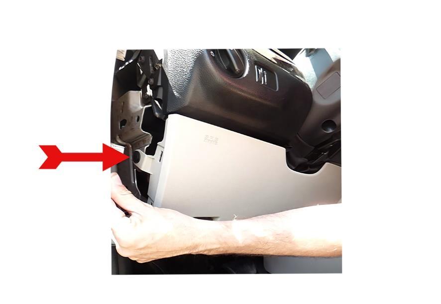 -You can now remove the lower dash panel. To access the back of the ignition plug.