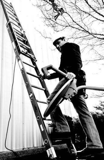 SELECTION GUIDE HOW TO SELECT A LADDER (CONTINUED) 3 1 Select a Load Capacity Select a Type TYPE