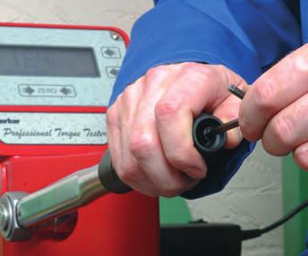 There is no scale, the wrench must be set against a torque testing device such as Norbar s Professional Torque Tester (see page 68).