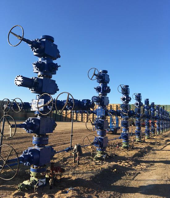 Frac Valves Gate valves assembled into frac trees and manifolds are exposed to continuous service, flowing and controlling high-pressure, high-volume, abrasive fracturing fluid for long periods of