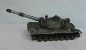 4.54 692 (?) Leopard Tank. Dark military green, no markings.