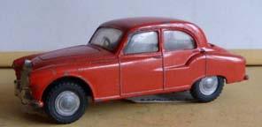 126 Diecast - Tri-ang Spot-on Tri-ang 'Spot-on' 101 Armstrong-Siddeley Sapphire Saloon.