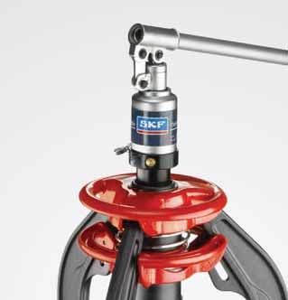 Efficient and correct dismounting SKF Tri-section Pulling Plates TMMS series The SKF TMMS series consists of five different sizes of tri-section pulling plates suitable for shafts with diameters