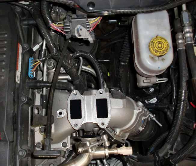 REMOVAL 12 Figure F Refer to Figure F for step 12 *Please read this carefully before you start Step 12: Using a 10mm socket, remove the five bolts from the intake manifold and remove the