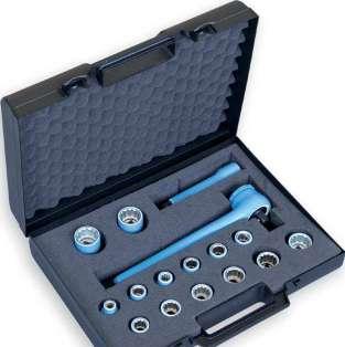 Blue-coated tools NFE 74 400 Composition of the ratchet spanner sets and accessories 1/2" (12,7mm ) Ref : G440 Case Quantity Reference Description 1 G441 Reversible ratchet spanner 1/2 14 G442 Bi-hex