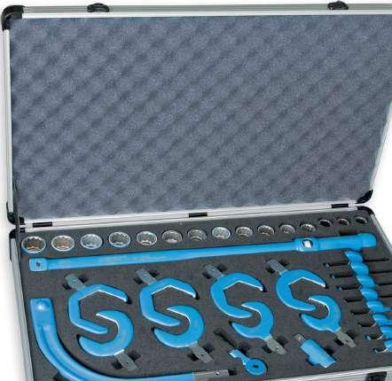 Blue-coated tools NFE 74 400 Ref: CCD70-350 - 1 CD70-350 torque wrench and accessories set Reference Description Weight CD70-350 70 to 350 Nm torque wrench 1220 g CD1814-207 Adaptor for CD70-350