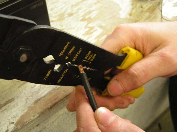 4 Using a wire stripper s 10 gauge wire size, remove about 3/8 of insulation