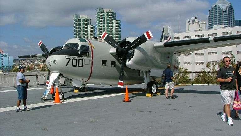 C-1 Grumman Trader span: 72'7", 22.12 m length: 43'6", 13.26 m engines: 2 Wright R-1820-82WA max.
