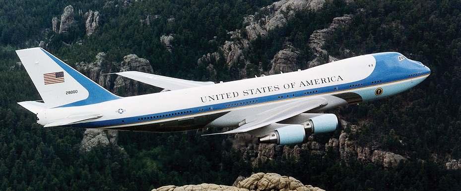 C-25 Boeing 747 span: 195'8", 59.64 m length: 231'4", 70.51 m engines: 4 General Electric F108-GE-102 max.